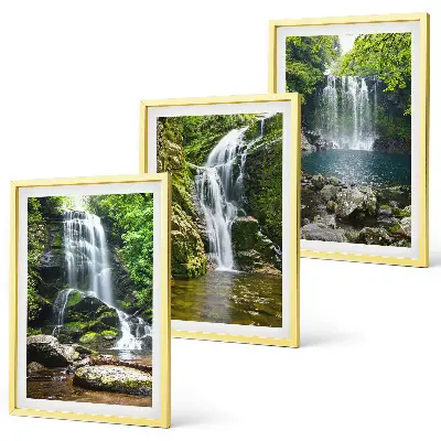Conjunto de quadros para sala de estar com estampa de cachoeiras em meio à vegetação exuberante