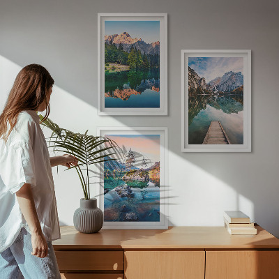 Composição de quadros moderna floresta de reflexos de lagos de montanha