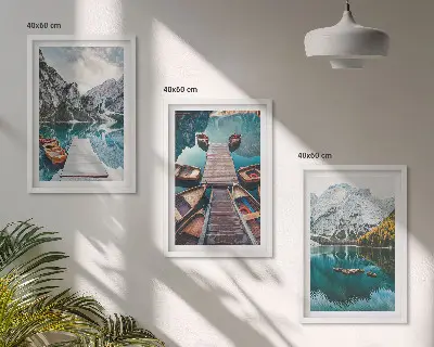 Composição de quadros moderna com paisagem de lago, pontes e montanhas