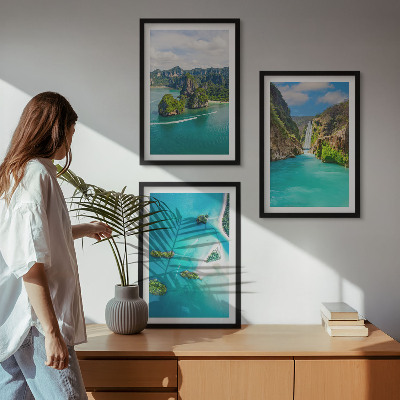 Conjunto de 3 quadros com moldura Ilhas tropicais com águas turquesas