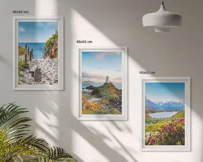 Conjunto de quadros para sala de estar com estampas de praia, farol, montanhas e flores