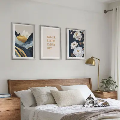 Conjunto de quadros para sala de estar com estampa de inspiração abstrata de montanhas e flores