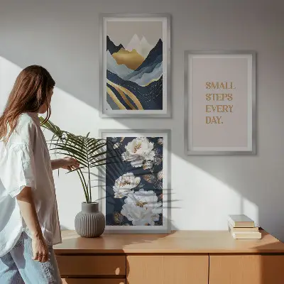 Conjunto de quadros para sala de estar com estampa de inspiração abstrata de montanhas e flores