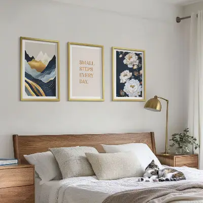 Conjunto de quadros para sala de estar com estampa de inspiração abstrata de montanhas e flores