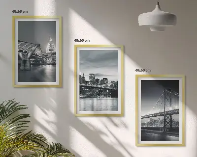 Conjunto de quadros para sala de estar com tema de pontes e arquitetura urbana em tons de cinza