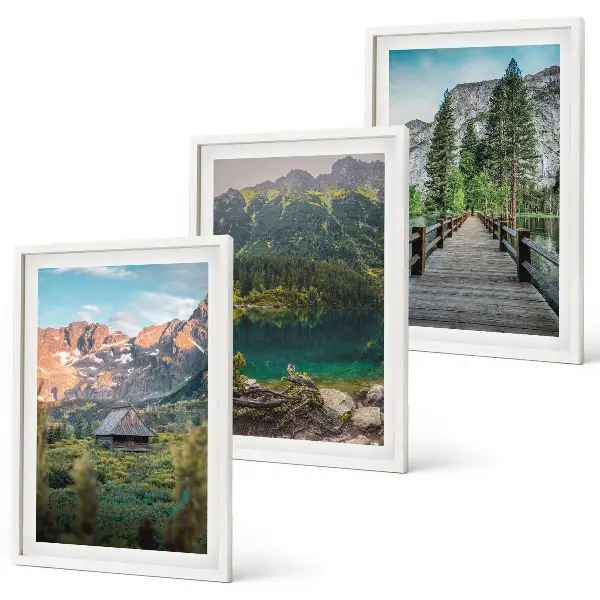 Composição de quadros moderna com paisagem de montanhas, lago e ponte