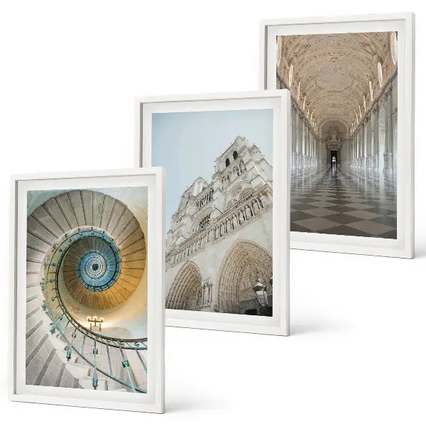 Conjunto de 3 quadros com moldura estampa de escada em espiral da fachada da catedral