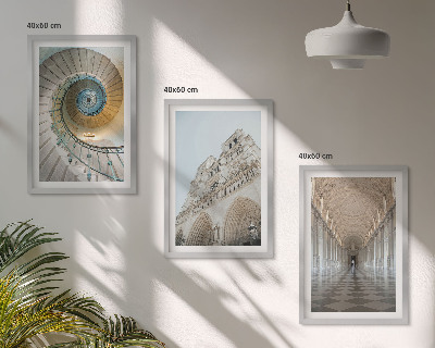 Conjunto de 3 quadros com moldura Escada em espiral da fachada da catedral