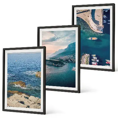 Conjunto de 3 quadros com moldura com vistas para o mar, falésias e portos