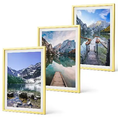 Composição de quadros moderna montanhas, lagos e píeres de madeira