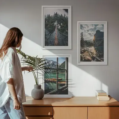 Conjunto de 3 quadros com moldura com paisagem de ponte, floresta, lago, barcos e montanhas