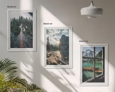 Conjunto de 3 quadros com moldura com paisagem de ponte, floresta, lago, barcos e montanhas