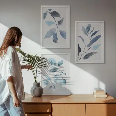 Composição de quadros moderna com folhas azuis em aquarela