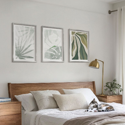 Conjunto de quadros para sala de estar Folhas de plantas em tons de verde e cinza.