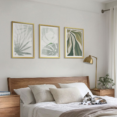 Conjunto de quadros para sala de estar Folhas de plantas em tons de verde e cinza.