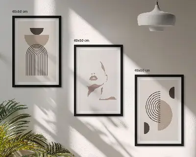 Conjunto de 3 quadros com moldura de formas abstratas e rosto