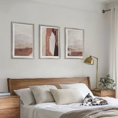 Conjunto de quadros modernos com padrões abstratos em tons de marrom e bege
