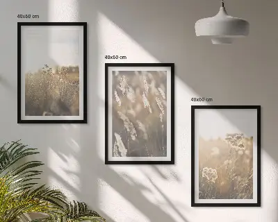 Conjunto de 3 quadros com moldura de paisagem de gramado com flores e tons quentes