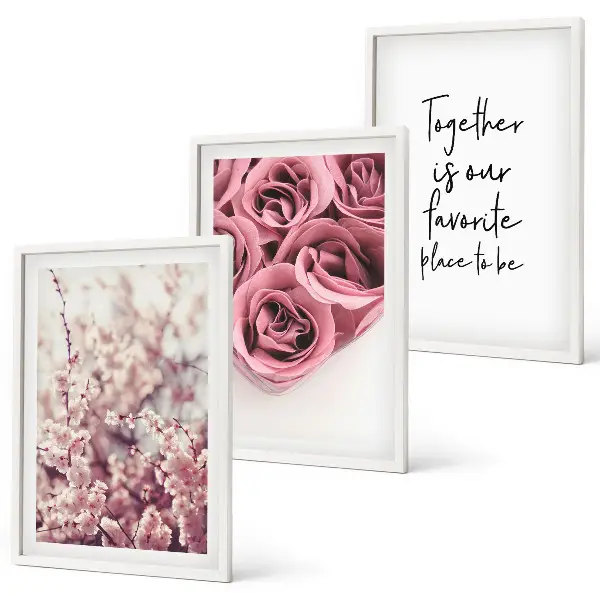 Conjunto de 3 quadros com moldura com estampas de buquês de rosas e inscrição