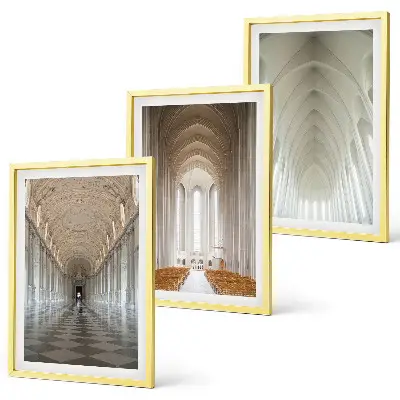 Conjunto de 3 quadros com moldura de interiores de edifícios históricos