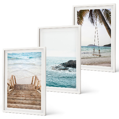 Conjunto de 3 quadros com moldura Balanço de praia com escada