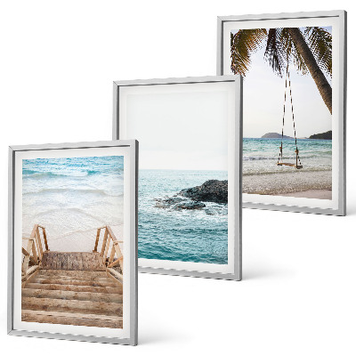 Conjunto de 3 quadros com moldura Balanço de praia com escada
