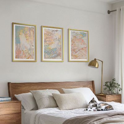Conjunto de 3 quadros com moldura Padrões abstratos em tons pastel