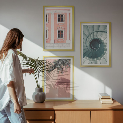 Conjunto de 3 quadros com moldura Arquitetura Espiral Pastel