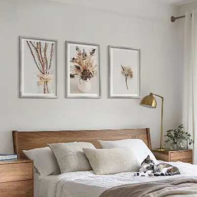 Composição de quadros moderna com ramos de flores minimalistas