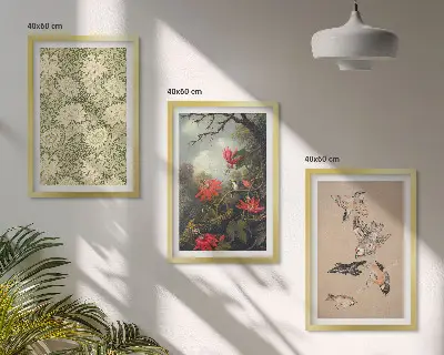 Conjunto de 3 quadros com moldura com estampas de flores, pássaros e natureza