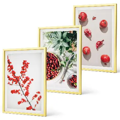 Composição de quadros moderna com temática de frutos vermelhos em estilo minimalista