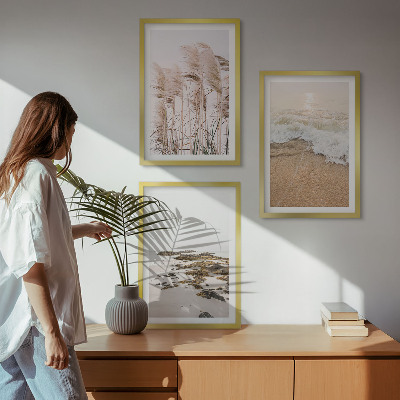 Composição de quadros moderna Grama de praia, ondas, pedras, estilo boho