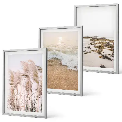 Composição de quadros moderna com grama de praia, ondas e pedras em estilo boho