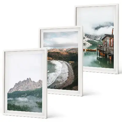 Conjunto de 3 quadros com moldura estampa de casa de madeira nas praias da montanha