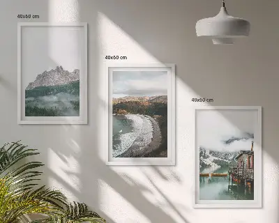 Conjunto de 3 quadros com moldura estampa de casa de madeira nas praias da montanha