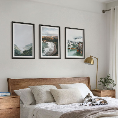 Conjunto de 3 quadros com moldura Montanhas, praia, nuvens, água