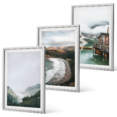 Conjunto de 3 quadros com moldura Montanhas, praia, nuvens, água