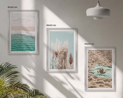 Conjunto de 3 quadros com moldura chapéu de grama com ondas de praia