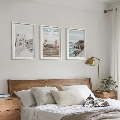 Conjunto de quadros para sala de estar com tema de arquitetura marítima de Santorini