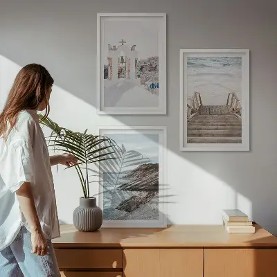 Conjunto de quadros para sala de estar com tema de arquitetura marítima de Santorini