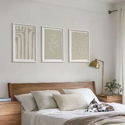 Conjunto de quadros para sala de estar com padrões geométricos de plantas