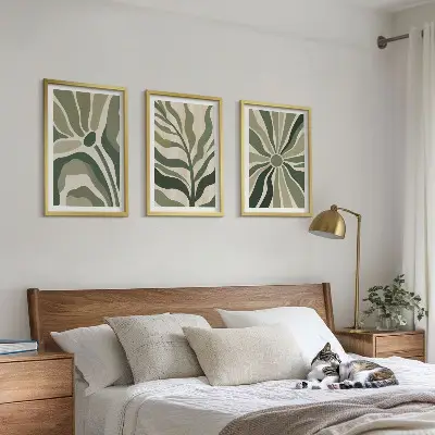 Conjunto de quadros para sala de estar com estampas de plantas em tons de verde e bege