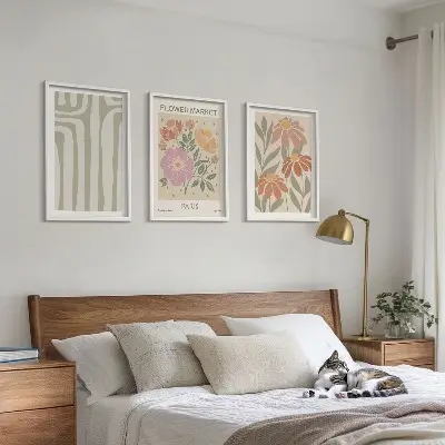 Conjunto de 3 quadros com moldura com motivos botânicos em estilo minimalista parisiense