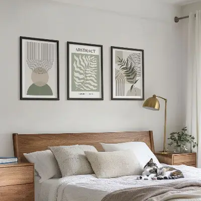 Conjunto de quadros para sala de estar com estampas de abstrações botânicas boho