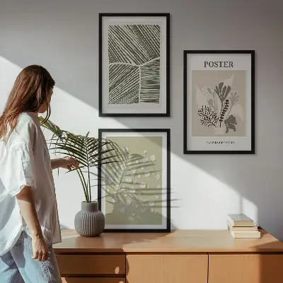 Conjunto de quadros para sala de estar com motivos vegetais discretos