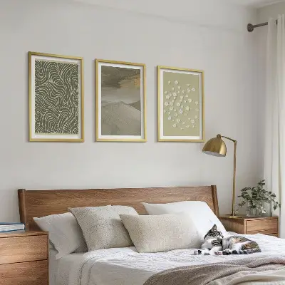 Conjunto de 3 quadros com moldura estampa de padrões abstratos de ondas florais