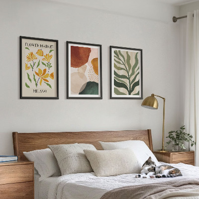 Conjunto de 3 quadros com moldura formas florais abstratas