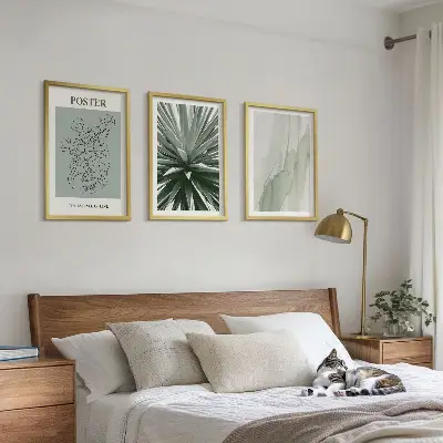Conjunto de quadros para sala de estar com padrões de plantas em tons de verde