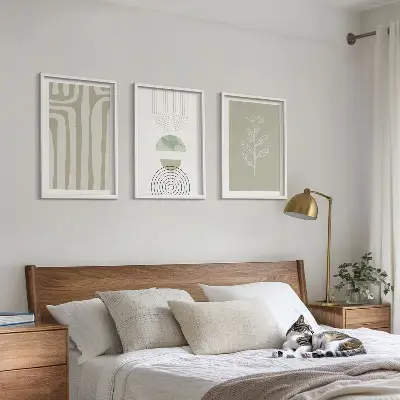 Conjunto de quadros para sala de estar com padrões geométricos de plantas