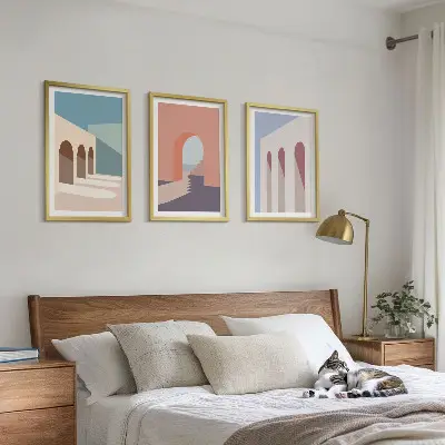 Conjunto de quadros para sala de estar com gráficos arquitetônicos em tons pastel